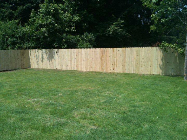 Gallery Images : 3M Custom Fence.